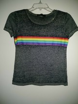 Derek Heart Juniors Gray Chest Rainbow Striped Crew Neck S/Sleeve T-Shirts S. 60 - £6.26 GBP