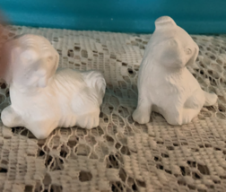 W4 - 2 Dogs - Small - Cute Ceramic Bisque Ready-to-Paint* - €1,31 EUR