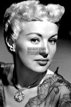 Betty Grable Celebrity Hollywood Actress Publicity Photo 4X6 B&amp;W Photo Postcard - £5.08 GBP