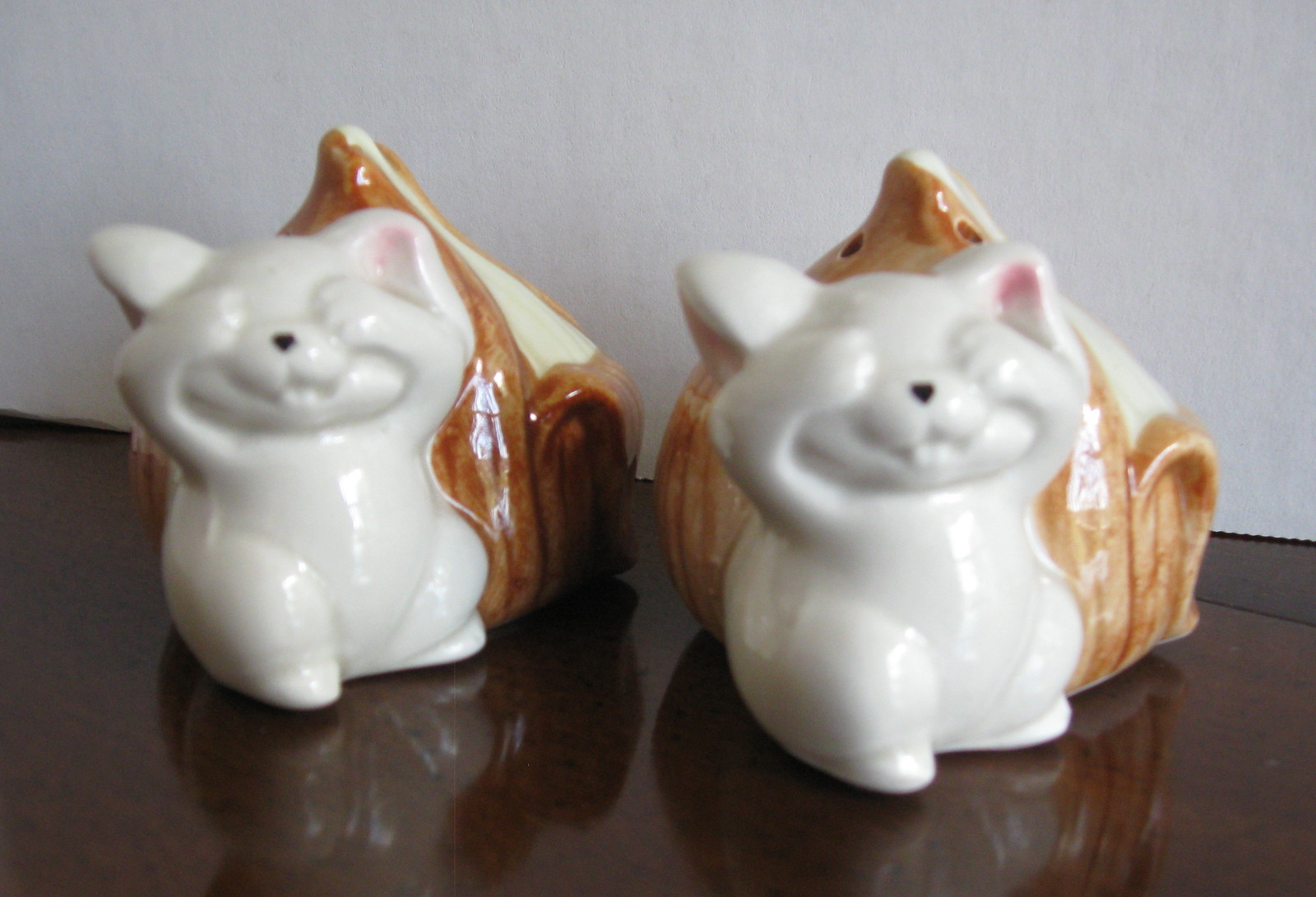 Fitz and Floyd Mice with Onions Salt and Pepper Shaker Set - Hand Painted Japan - $18.00