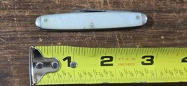 Vintage White Pearl 2 Blade Kutmaser Utica N.Y. Usa Pocket Knive Gentlemans - $19.80