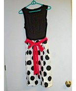 Karin Stevens black and white dress with fuchsia sash   Size 6 - $524.19 MXN