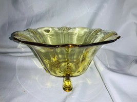 Vintage Heisey CG Imperial Large Glass Bowl Dolphin Feet / Sahara Yellow... - £59.77 GBP