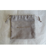 Michael Kors Drawstring Jewelry Bag Gray Silver NEW - $224.48 MXN