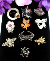 Lot Of 10 Vintage Nature Scatter Pins Bugs Bee Bird Rocks Flower Leaf Gerry&#39;s - $16.82