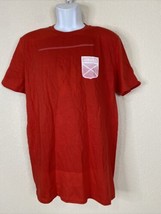 Gildan Men Size M Red Retro Jamaica Flag Crest T Shirt Short Sleeve EUC - $2.70