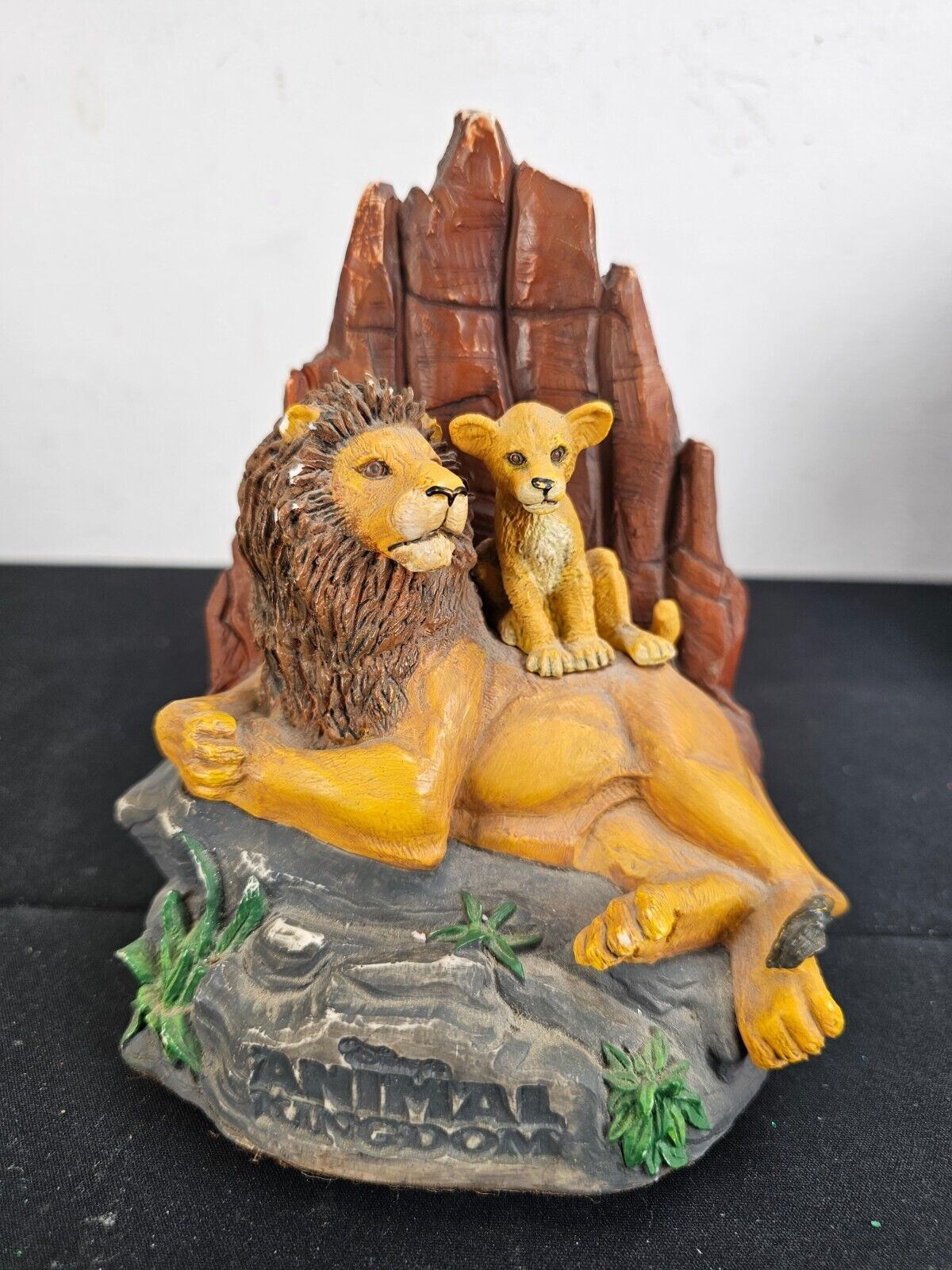 Vintage Disney Parks Animal Kingdom Lion And Cub On Rocks Figurine - £23.40 GBP