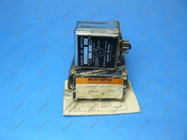 Micro Switch FE-SW8A Sincos AC Solid State Relay 8 Pin 12-20VDC SPST N.O... - $44.99