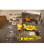 Monogram 1:24 &#39;29 Ford Roadster Pickup Model  - $86.13 CAD