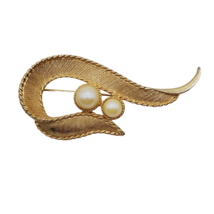 Vintage Sarah Coventry Large Brooch Pin Goldtone Loop Large Faux Pearl Beads - £9.54 GBP