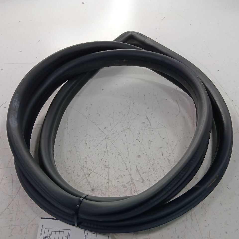 Ford Fiesta On Body Door Jamb Seal Gasket Front Left Driver  2016 2017 2... - $59.79