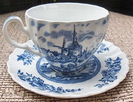 Johnson Brothers England Tulip Time Blue White Background Cup &amp; Saucer - £11.21 GBP