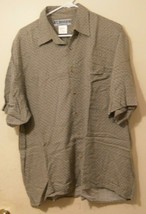 UNTIED a break from tradition Men&#39;s Short Sleeve Green, Gray Pattern Large - $8.86