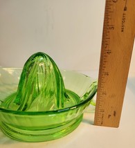 Green Uranium Juicer/Reamer image 10