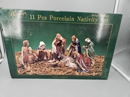 Vintage Collectors Choice O&#39;well Heritage Porcelain Nativity Scene 11 Piece - £31.54 GBP