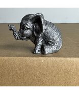 Vintage Metal Elephant Figurine MINI Desk Ornament Collectible Sculpture - €12,98 EUR Vintage Metal Elephant Figurine MINI Desk Ornament Collectible Sculpture - €12,98 EUR