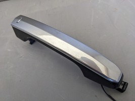 OEM 2015-2020 Cadillac Escalade ESV Rear Exterior LH or RH Door Handle 13593742 - £63.28 GBP