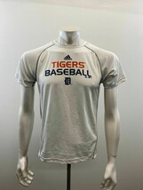 Adidas Tiger Baseball Men&#39;s Small T Shirt White Short Sleeve Crew Neck Tee - $7.92