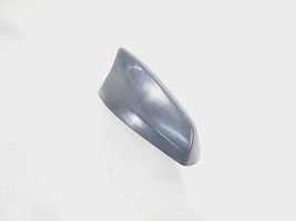 Radio Antenna Shark Fin OEM 2019 Discovery Rover Sport  - $1,245.70 MXN