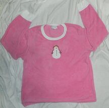 Womens Character Brand Winter Pink Pullover Blouse size Medium 42x25 - $12.82