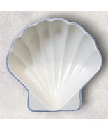 Pfaltzgraff Yorktowne Shell 242 USA Dish Blue White Seafood Beach House ... - $17.73