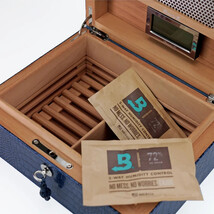 Brizard cigar humidor -Indigo Croco Pattern 30 / 40 ct with lighter USA image 5