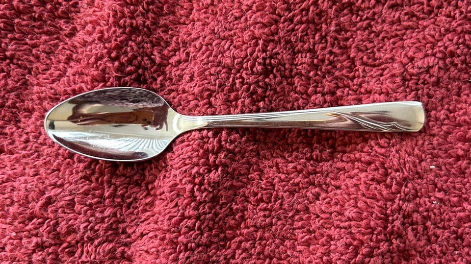 Oneida Oceanic Oneida Stainless 4 3/8&quot; Demitasse Spoons Free - $4.94