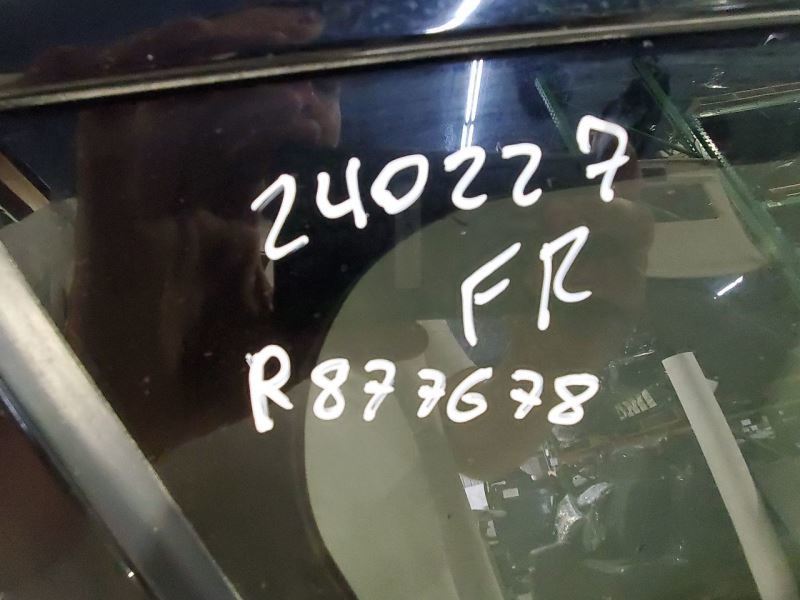 2018 2019 Alfa Romeo Stelvio OEM Front Right Door 414 Alfa Red Item image 10