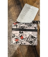 Disney Parks Mickey Minnie Mouse News Clippings Pattern Credit Card Hold... - €25,64 EUR