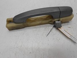2005 KIA SPORTAGE EXTERIOR DOOR HANDLE REAR RH RIGHT PASSENGER - $26.97