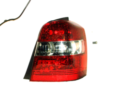 04-05-06-07 Toyota Highlander Passenger Side TAIL/BRAKE LIGHT/ORIGINAL Oem - £53.71 GBP