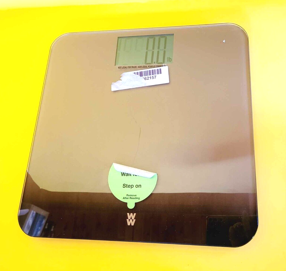CONAIR WW335 DIGITAL PRECISION LED PORTABLE BATHROOM FLOOR SCALE GLASS B... - $18.29