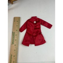 1960s Barbie clone red satin brocade swing coat, mandarin collar, snaps - $559.01 MXN