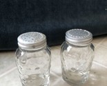 Vintage Bubble clear Glass hobnail Salt and Pepper Shaker Set - £17.11 GBP