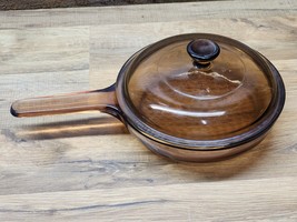 Pyrex Corning Vision Ware 7&quot; Amber Glass Waffle Bottom Skillet With V-1.5-C Lid - £22.03 GBP