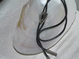 Vintage Faux Black Leather Braided Cord w Carved SIlvertone Arrow Head w Black - £9.74 GBP