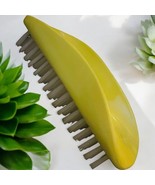 Vtg MCM Yellow Acrylic Vanity Nylon Bristle Nail Brush - $195.72 MXN
