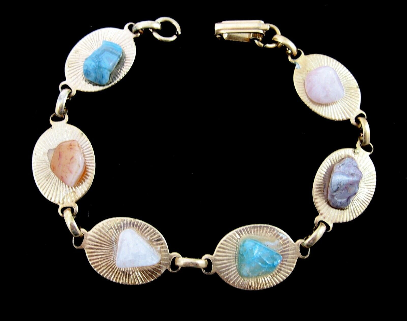 Primary image for Polished STONES BRACELET Vintage Oval Links Goldtone Blue Pinks Agates 7 3/4"