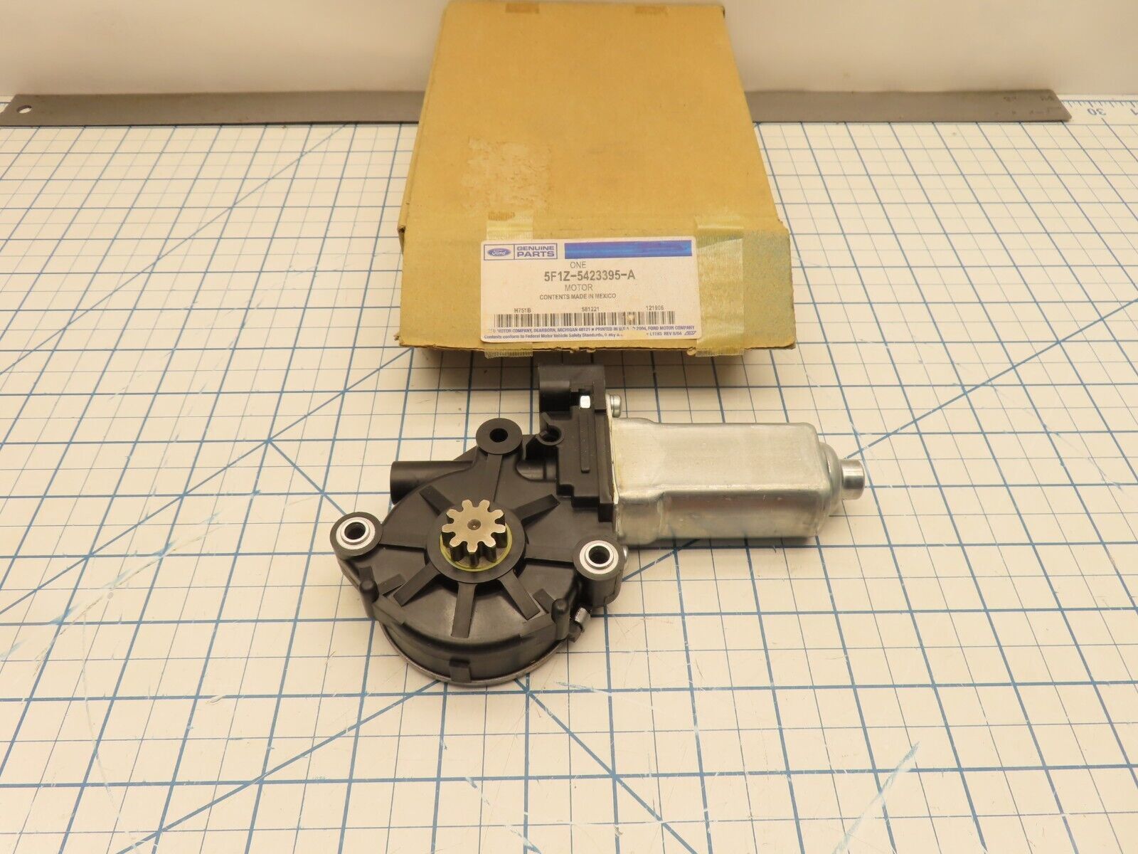 Ford 5F1Z-5423395-A Power Window Motor RH Bench Tested Both Directions - $29.01