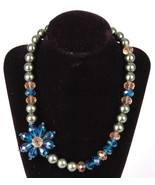 Beaded Necklace-18.5&quot;-Floral Pendant-Costume Jewelry-Vintage-Clasp-Blue ... - €55,54 EUR