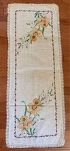 Vintage hand Embroidered Table Runner 15”x40” #28b - £13.05 GBP