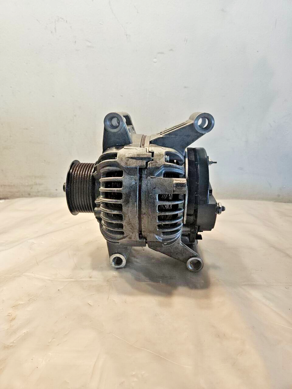PACCAR MX13 Diesel Engine ALTERNATOR 14V 160A D27-1009-0160P 0124625120 OEM - $233.40