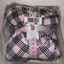 NWT Victoria&#39;s Secret Short Cozy Plush Robe Pretty Blossom Fave Plaid XL... - $1,080.94 MXN