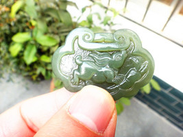 Free Shipping -  Real jade Rabbit , Hand carved good luck Amulet Natural green j - £20.83 GBP