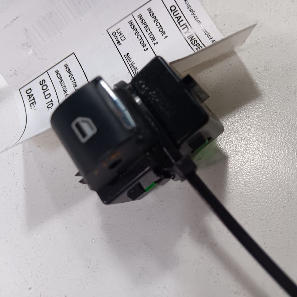 Ford Explorer Power Window Switch Right Passenger Front  2016 2017 2018 ... - $26.94