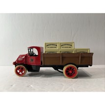 ERTL Anheuser-Busch 1926 Mack Bulldog Truck Bank W/Crates #9047 St Louis MO - $187.28 MXN