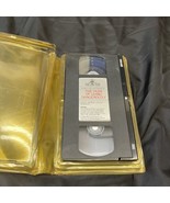 THE YEAR OF LIVING DANGEROUSLY (VHS TAPE) MEL GIBSON SIGOURNEY WEAVER LI... - $4.16 CAD