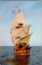 Mayflower II Replica 1957 Sailed from Plymouth to Plymouth Postcard (B12) - $4.88