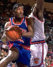 Joe Dumars 8X10 Photo Detroit Pistons Basketball Picture Nba Vs Knicks - £3.08 GBP