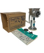 Grind O Mat Meat Grinder Food Chopper White 358-T Vintage 1961 Very Nice - $459.36 MXN